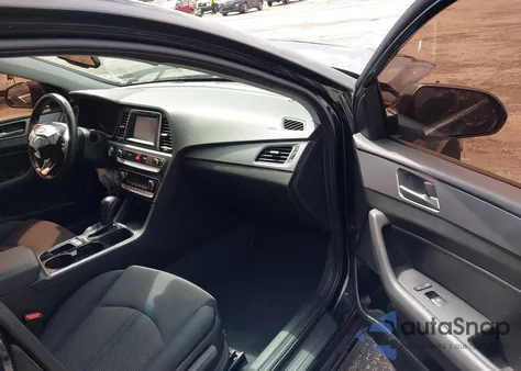 2019 Hyundai Sonata Sel z USA, uszkodzony, nr VIN 5NPE34AF4KH814259